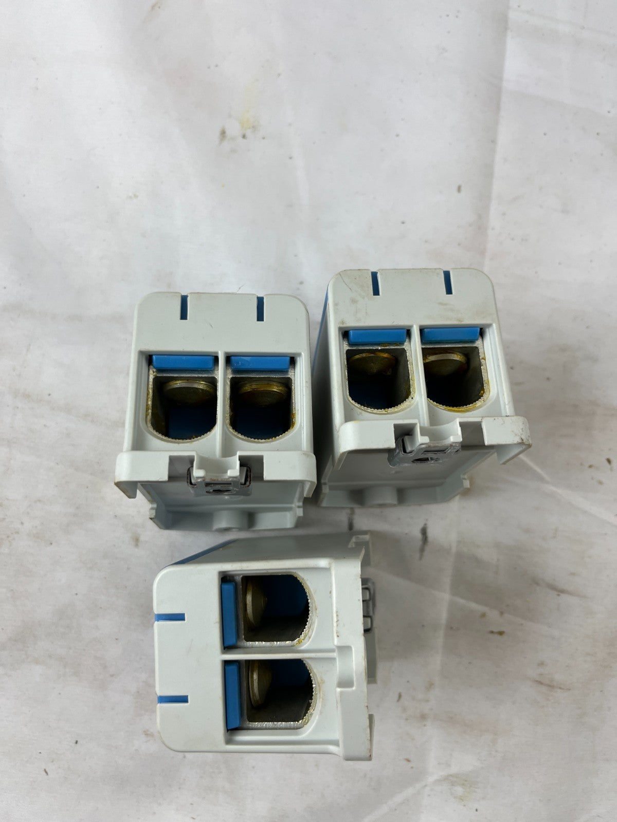 Lot of 3 Ensto KE 68.2 Distribution Terminal Blocks 320A 800V Cu/Al Power Connec