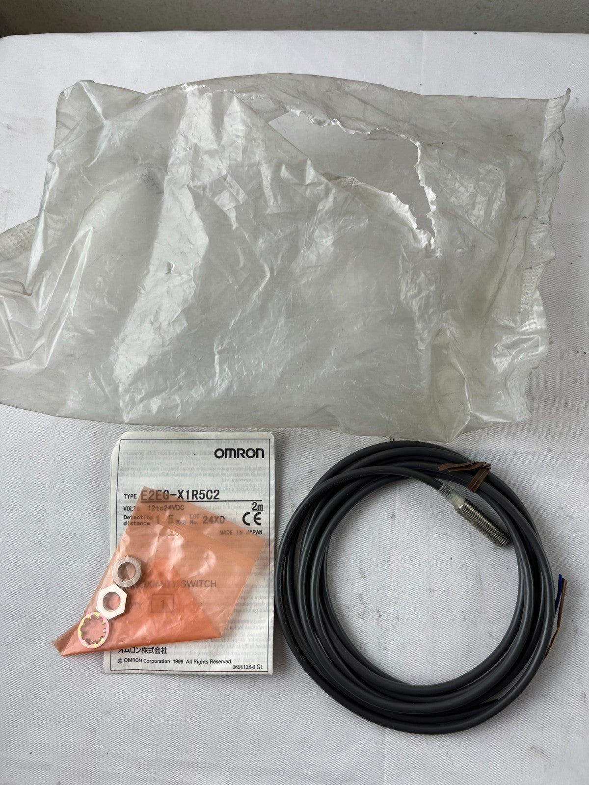 Omron E2EG-X1R5C2 Proximity Switch 12-24VDC 1.5mm 2m Cable New Spare Unit
