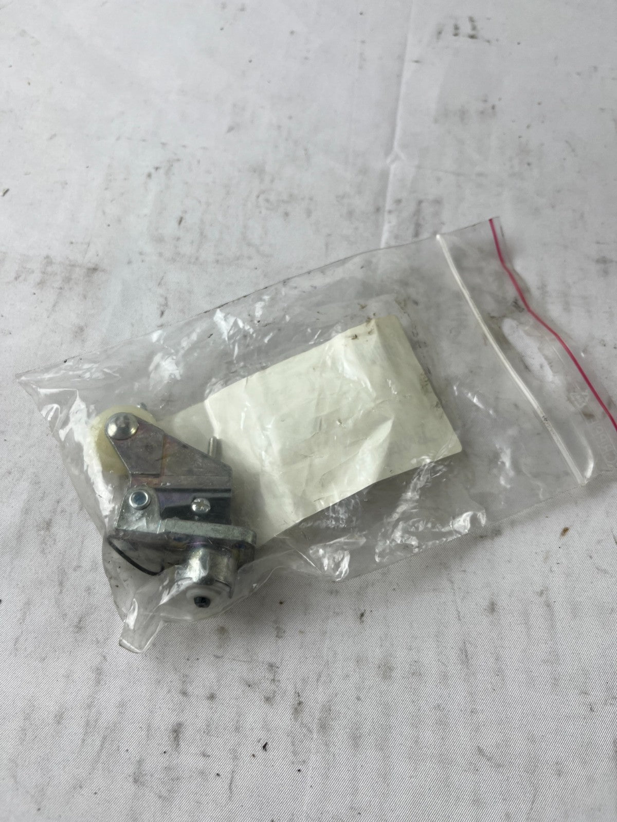 Bernstein DGKW-E-EINR-EN-KU20 Roller Lever Actuator ENM2 ENK Limit Switch NEW