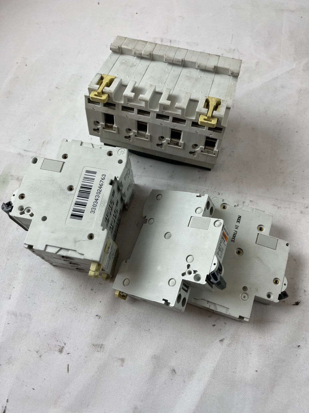Merlin Gerin Multi9 C32L C60N DPN N Breaker Lot 4pcs 230/400V Used Spare Units