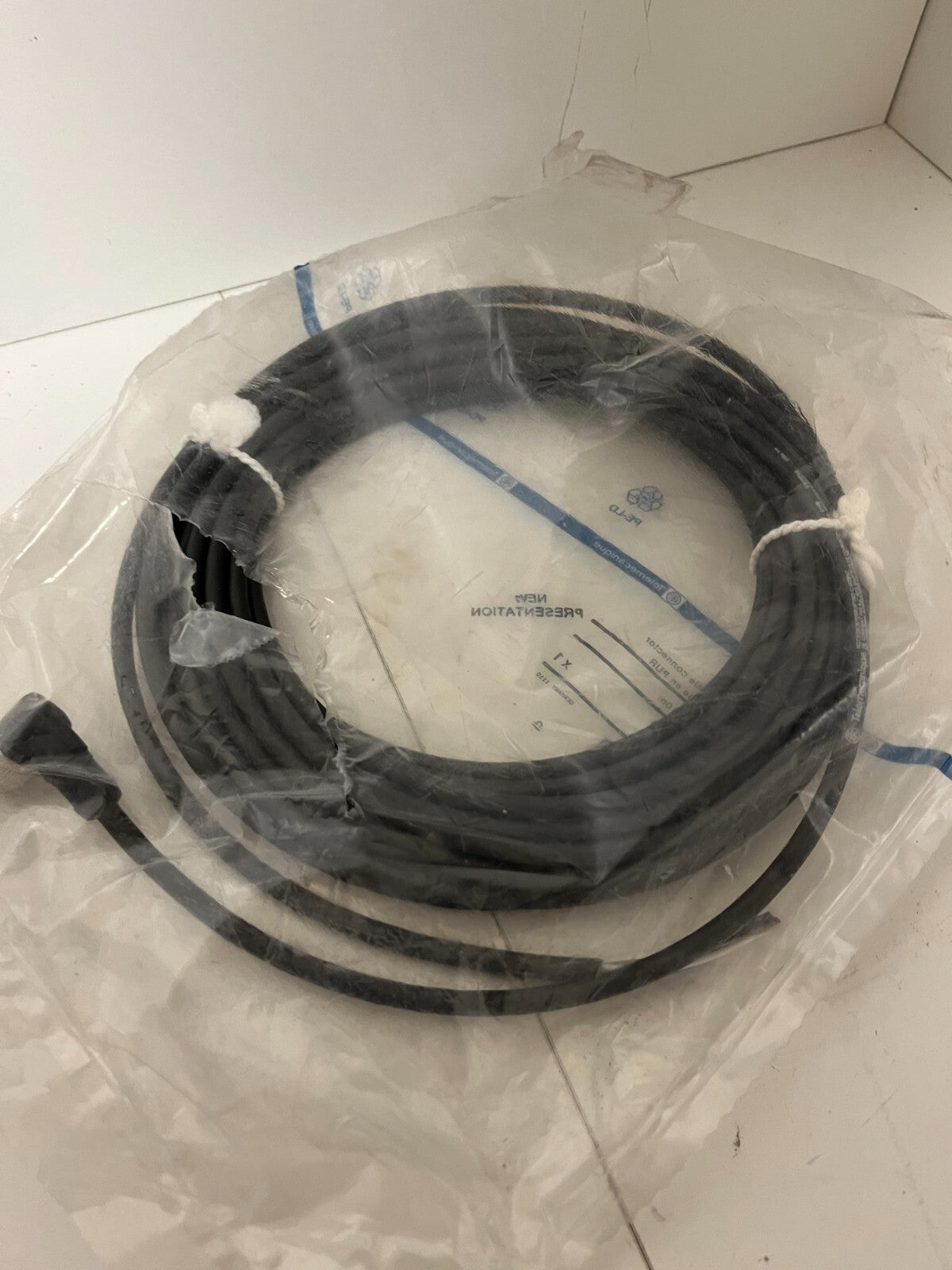 Telemecanique XZC P1241L10 M12 Female Connector Cable 10m IP67 - New Sealed