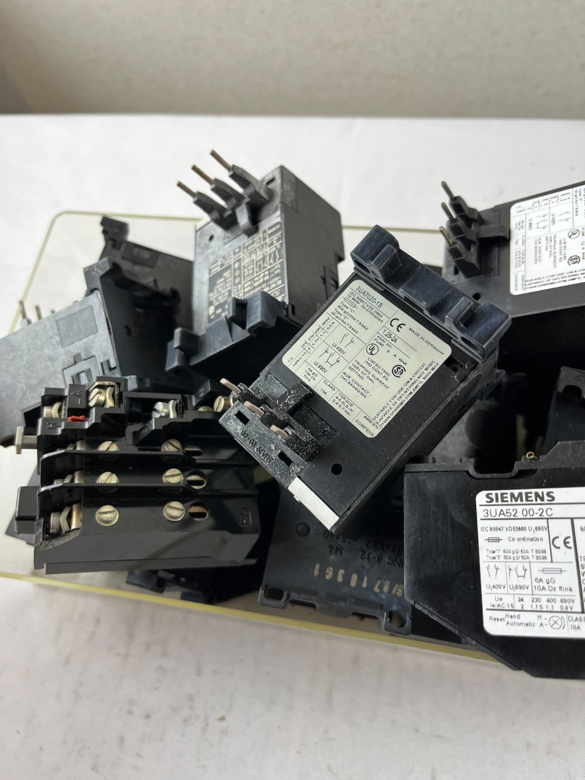 Siemens 3UA Series Thermal Overload Relay Mixed Lot, 16–25 A, Used Bundle Spares