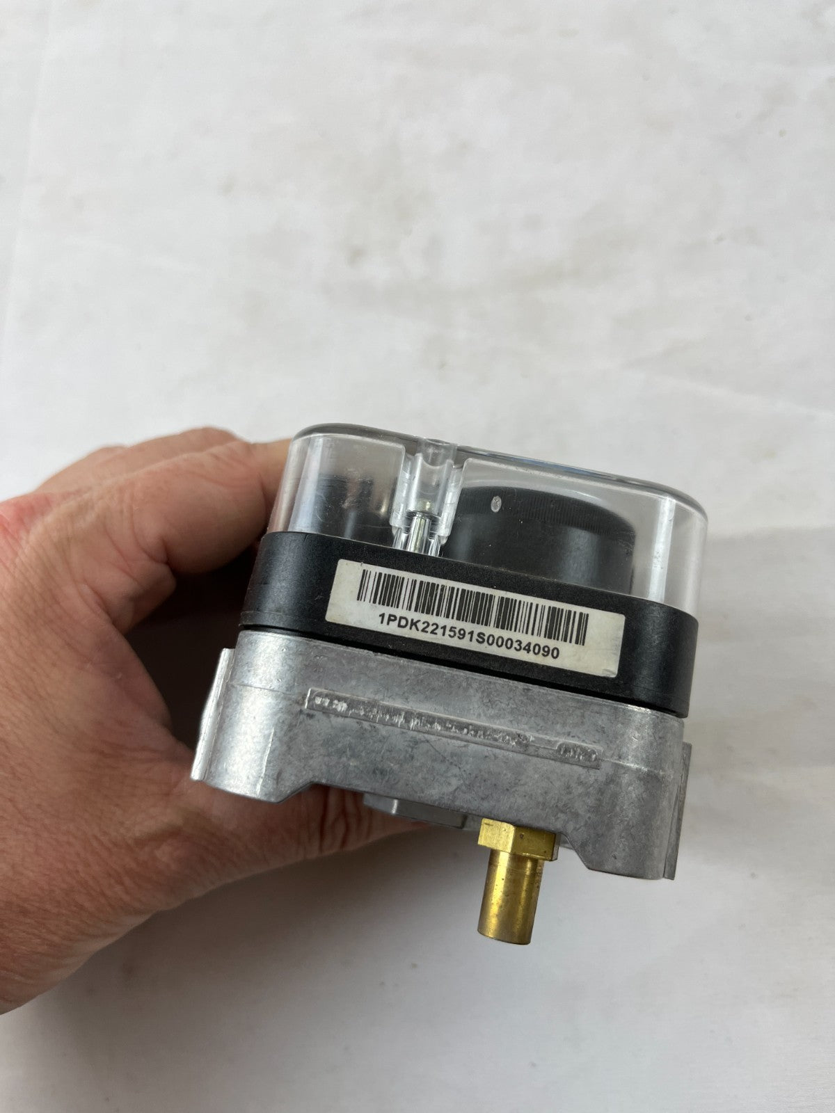 Dungs LGW 10 A4 Air & Gas Pressure Switch 1-10 mbar IP54 New Unused Spare Unit