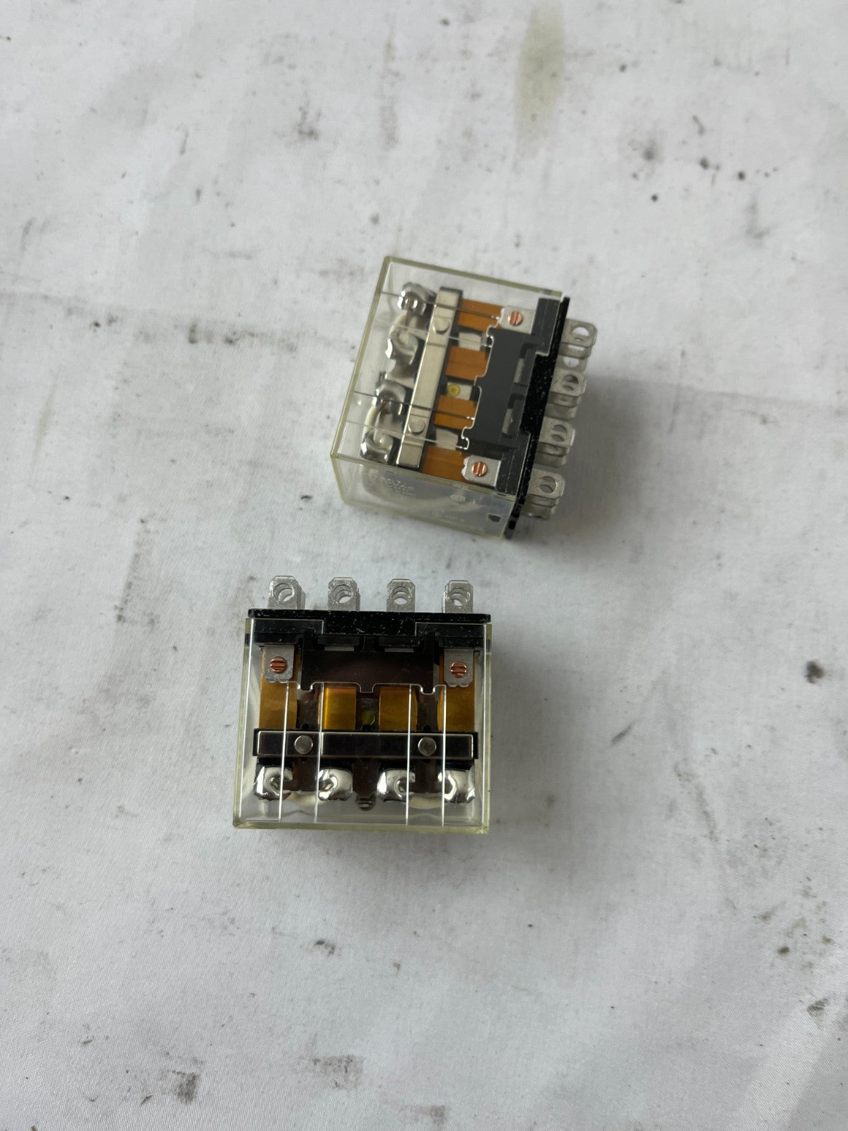 Omron LY4 24VDC General Purpose Relay 4PDT Plug-In New Lot 2pcs Unused Spares