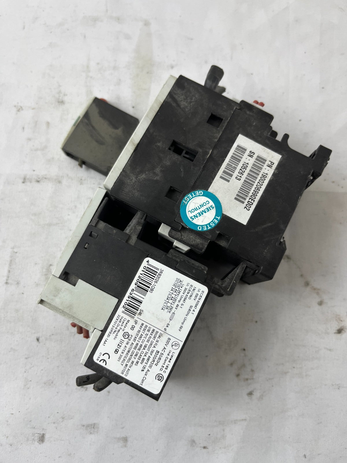 Siemens Sirius 3RB2026-1QB0 Overload Relay + 3RT2026 Contactor w/ 3RH1921-1CA10