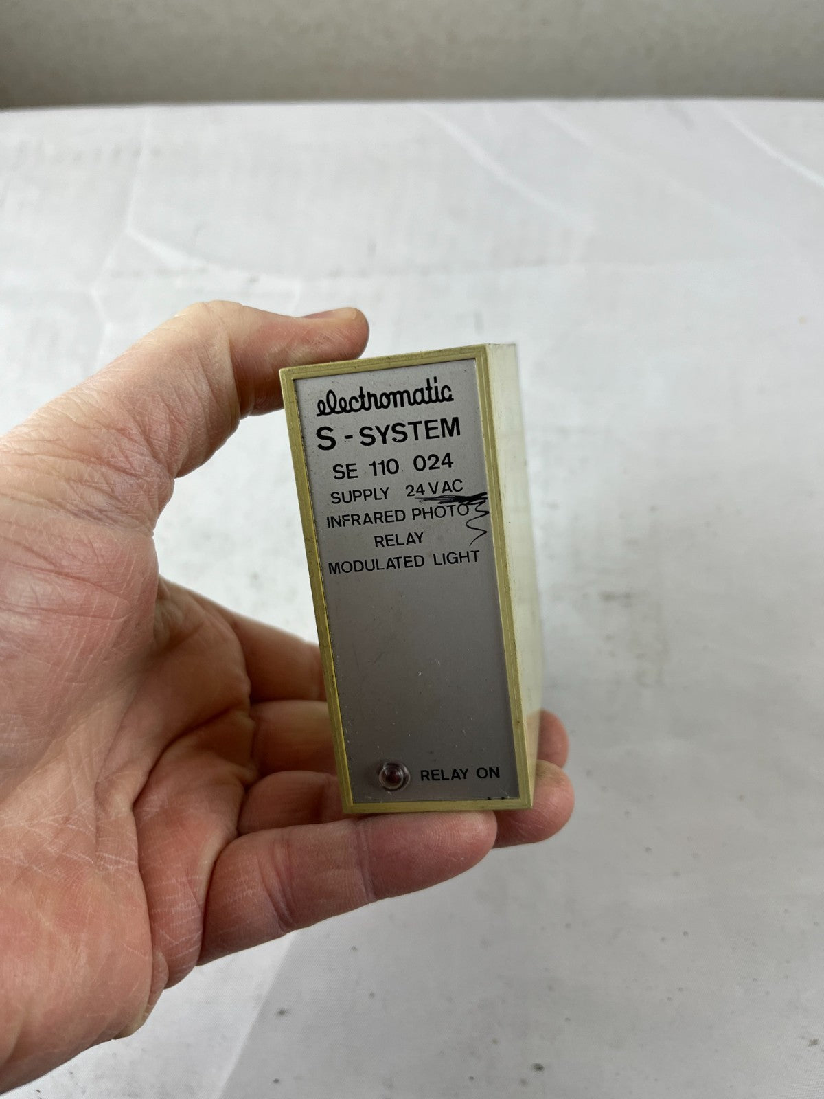Electromatic SE 110 024 S‑System Infrared Photo Relay 24VAC Modulated Light