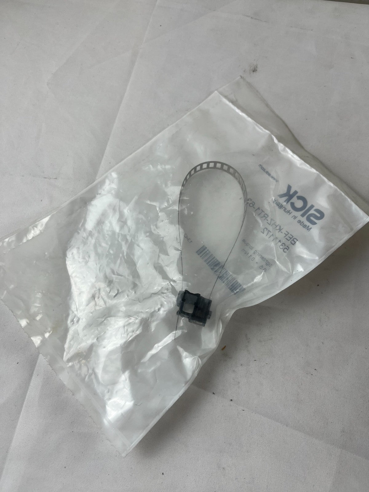 SICK BEF‑KHZ‑RT1‑63 Cylinder Sensor Mounting Bracket 8–63 mm 5311172 New Sealed