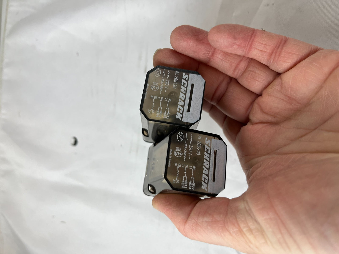 Schrack RL205220 Relay 220V AC 10A 11‑Pin Octal – Lot of 2 Used Spare Units