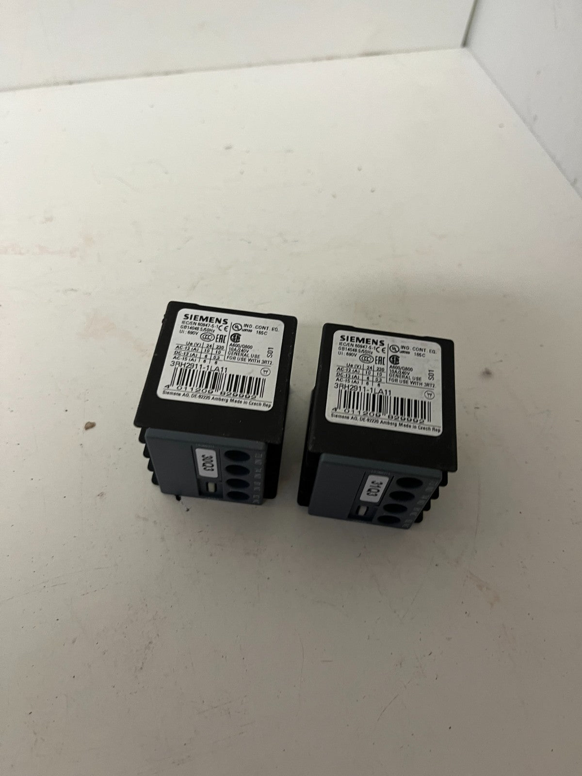 Lot 2 Siemens 3RH2911-1LA11 Auxiliary Contact Block 2NO 2NC for 3RT2 Used Spares