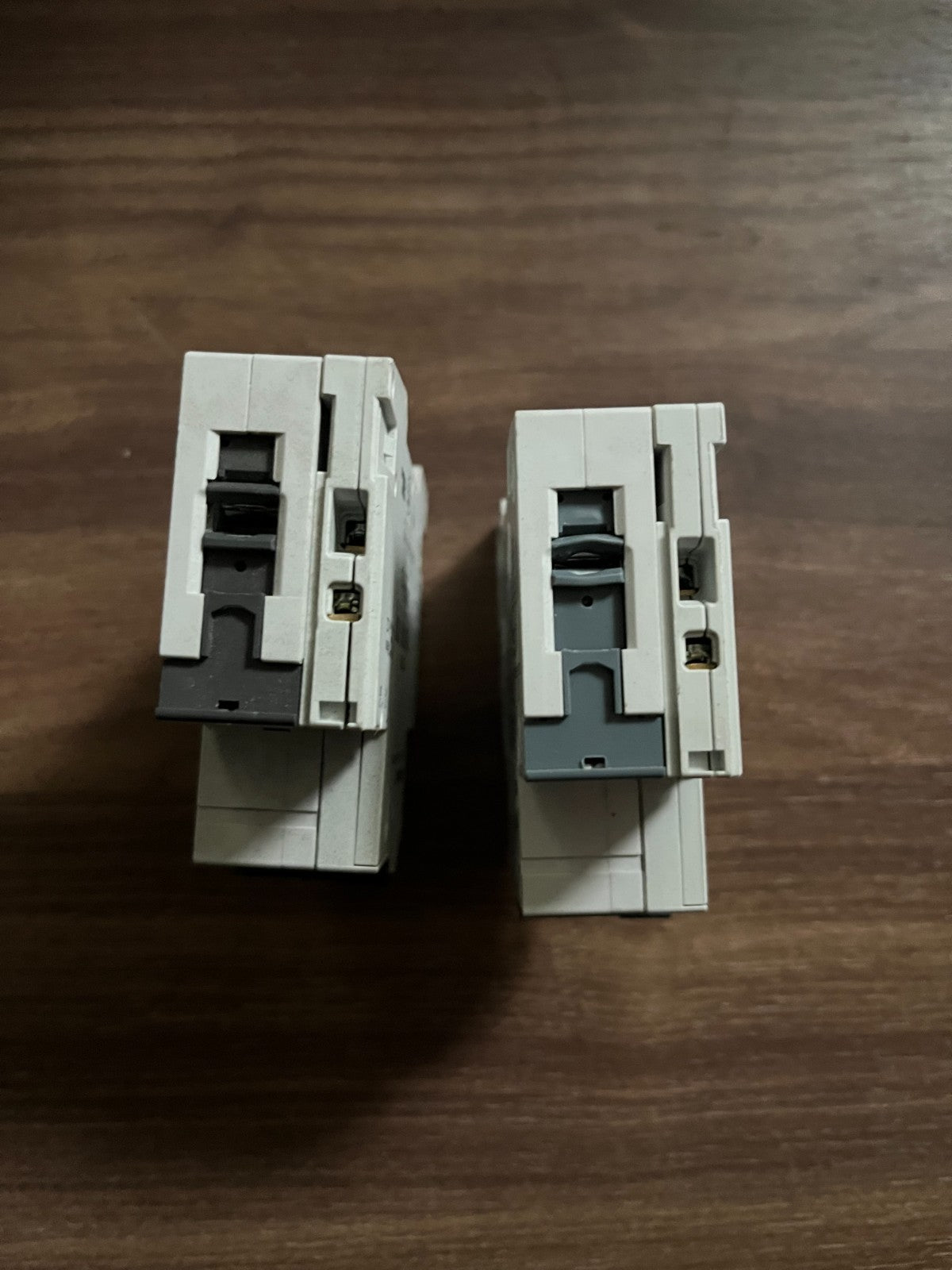 2x Siemens MCB Circuit Breaker & Auxiliary Switches 5SY4104-7 5SY4106-7 5ST301