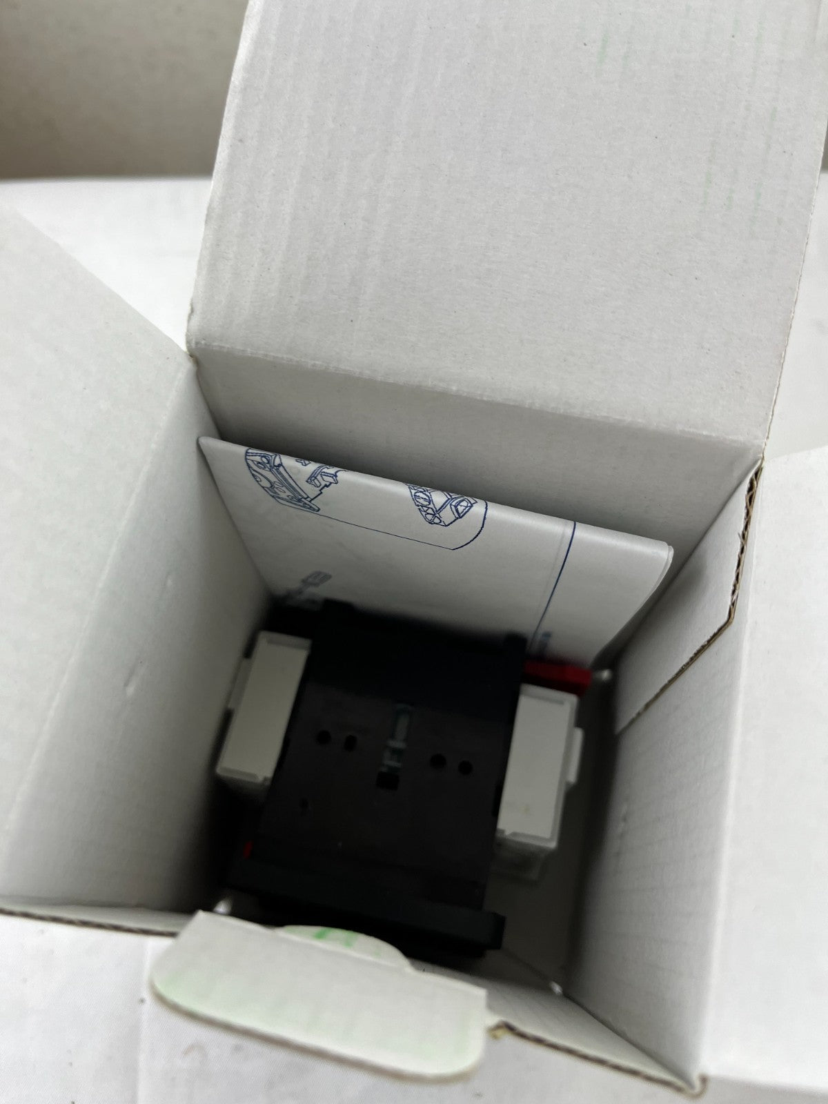 Schneider Electric VBD01 TeSys Vario 3‑Pole 20A Emergency Main Switch New