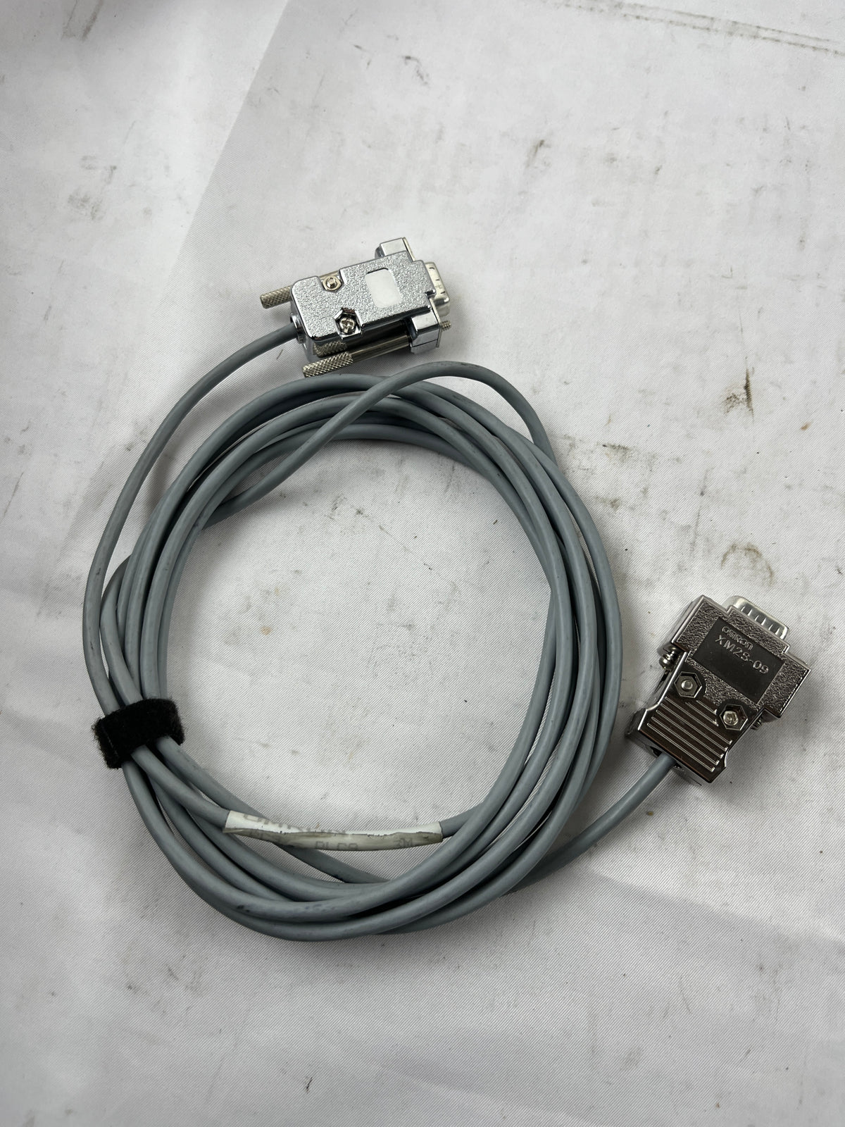 OMRON XM2S-09 9-Pin D-Sub Communication Cable – Male to Female – Industrial RS-232