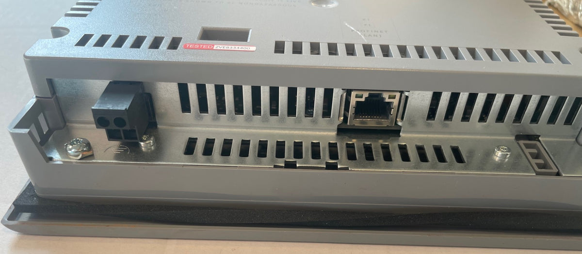 Siemens SIMATIC KTP600 Basic Color PN 5.7 inch touchscreen