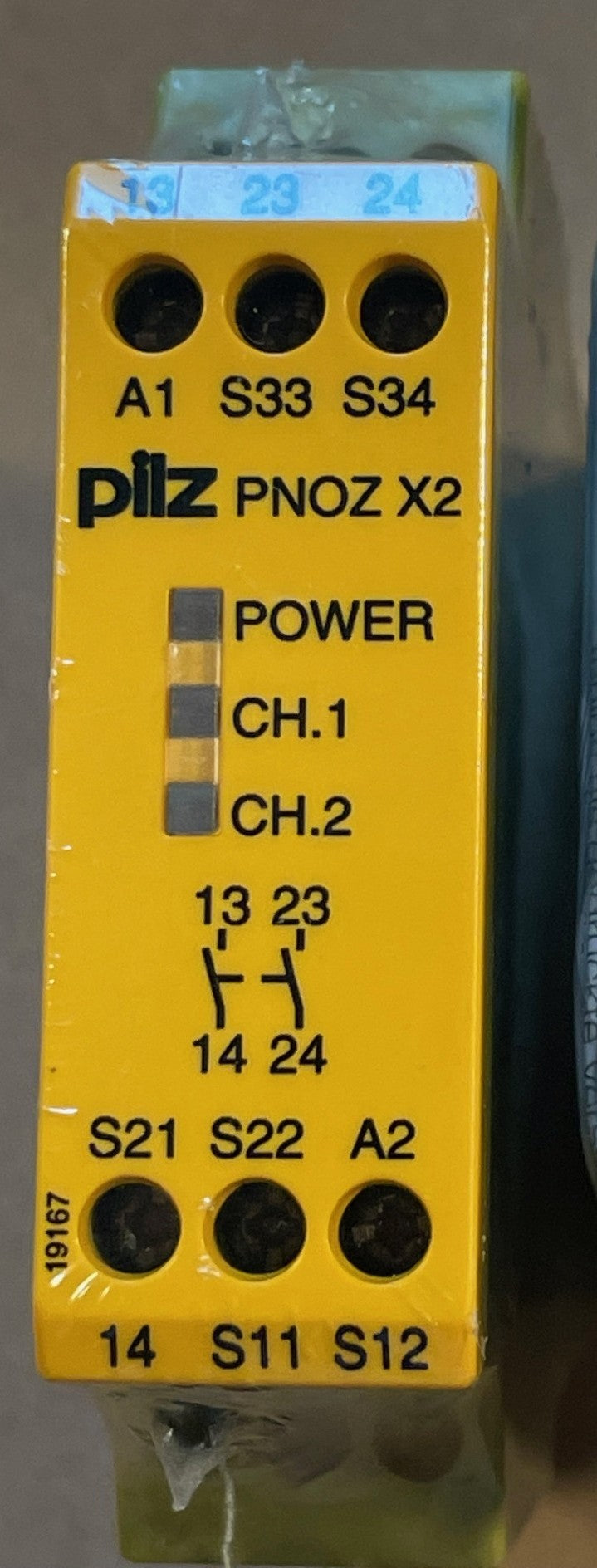 Pilz PNOZ X2 774303 Safety Relay 24VAC/DC 2 N/O – New Unused