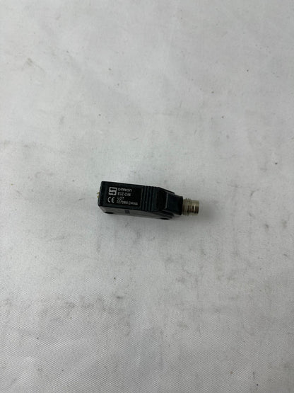 Omron E3Z-D86 Photoelectric Sensor 10-30VDC M8 Used Spare Unit
