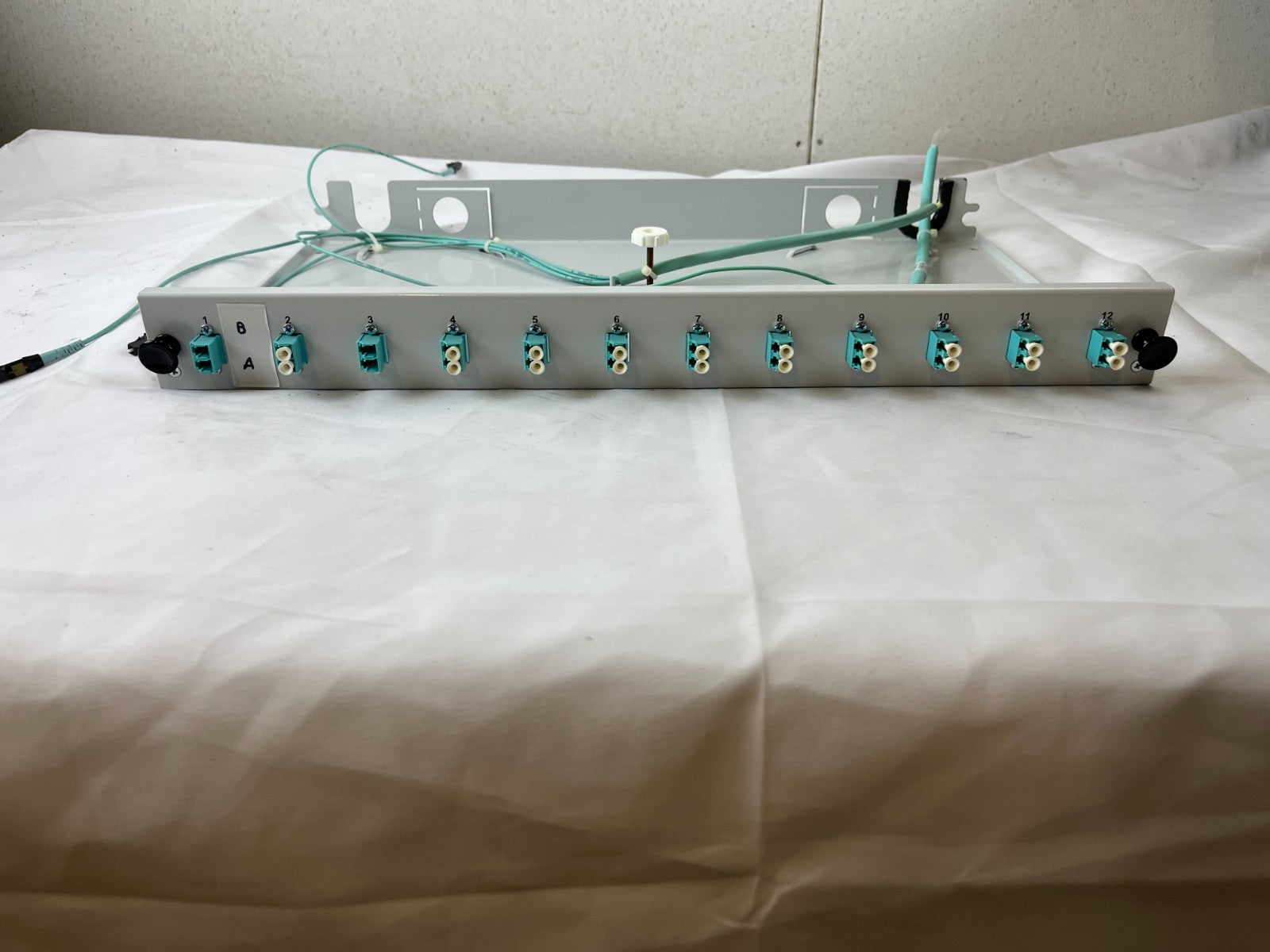 12 Port LC Duplex Fiber Optic Patch Panel Rack Mount OM3 Aqua MMF Used SPare