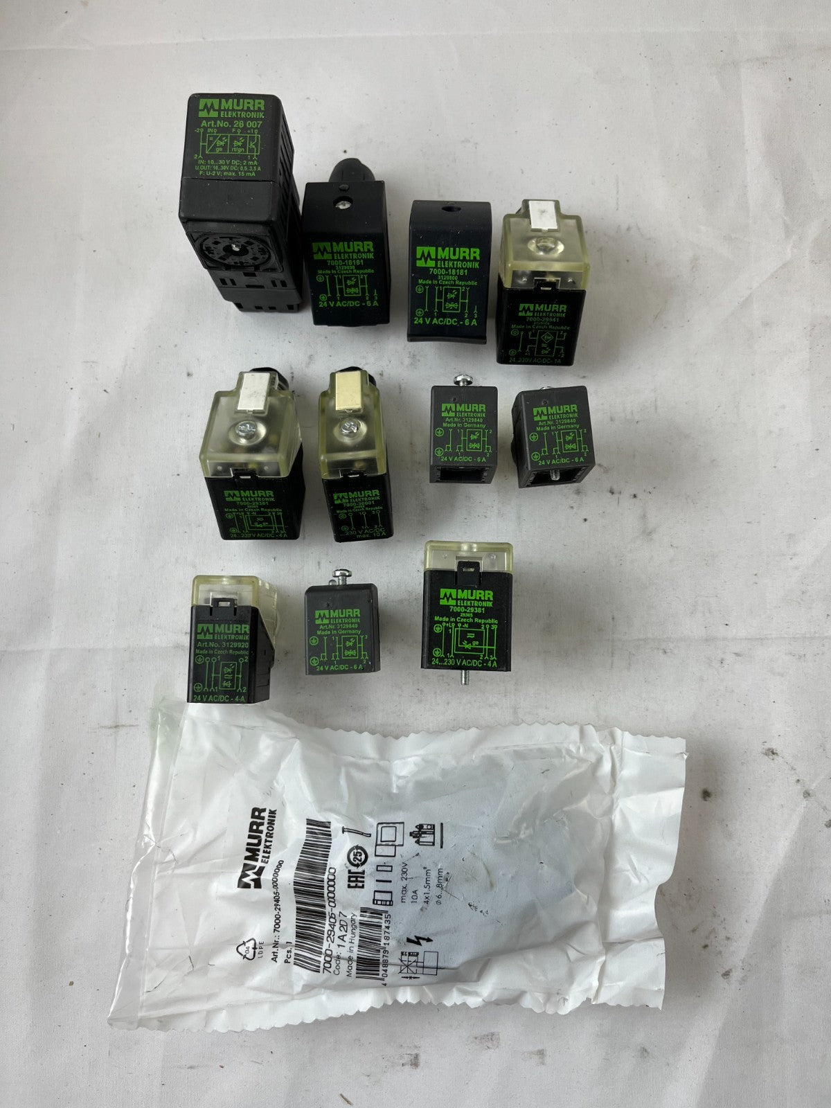 Murr Elektronik Relay Module Lot 24V AC/DC Interface Relays Mixed Models