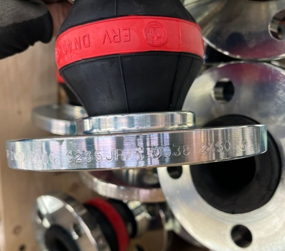 Elaflex Rotring DN40 PN16 Rubber Expansion Joint – Compensator, 1½", Red Band