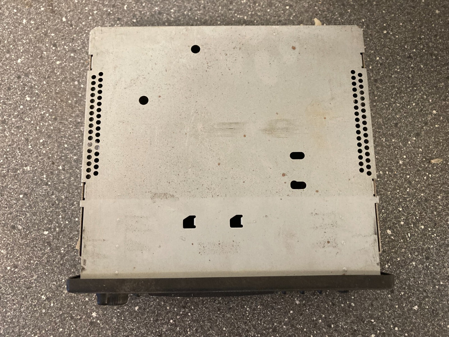 Grundig WK 1000 WK1000 OEM Car Radio GHH 5100 - Original Good Condition