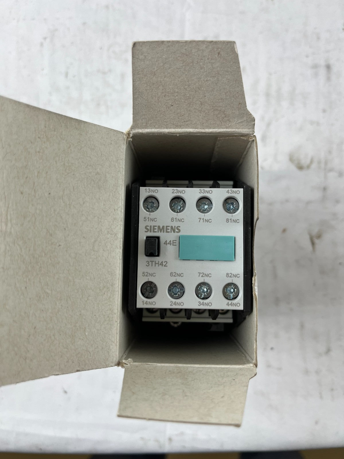 Siemens 3TH4244-0AP0 Contactor Relay 230V 4NO 4NC Auxiliary New Unit
