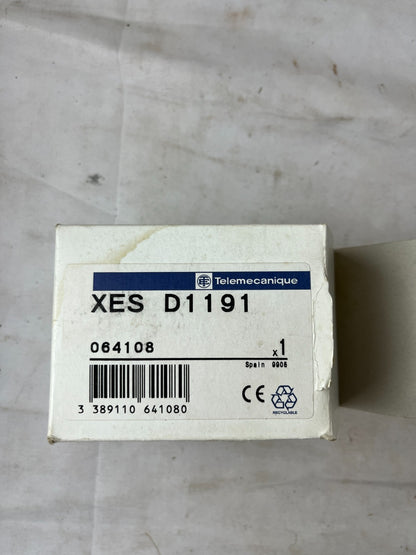 Telemecanique XES D1191 Limit Switch Contact Block 500V New in Box Spare