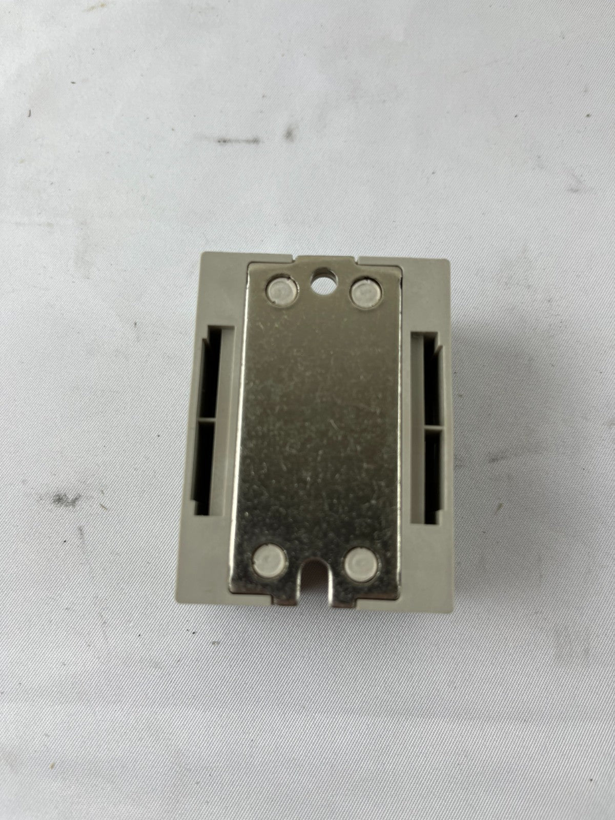 Omron G3NA-420B Solid State Relay, 1-Phase 20A 200–480VAC Load, 5–24VDC Input