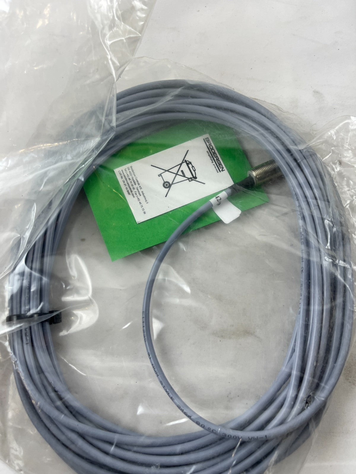 Brodersen HP142440/10M Magnetic Proximity Switch PNP 24V 10M New Sealed Unit