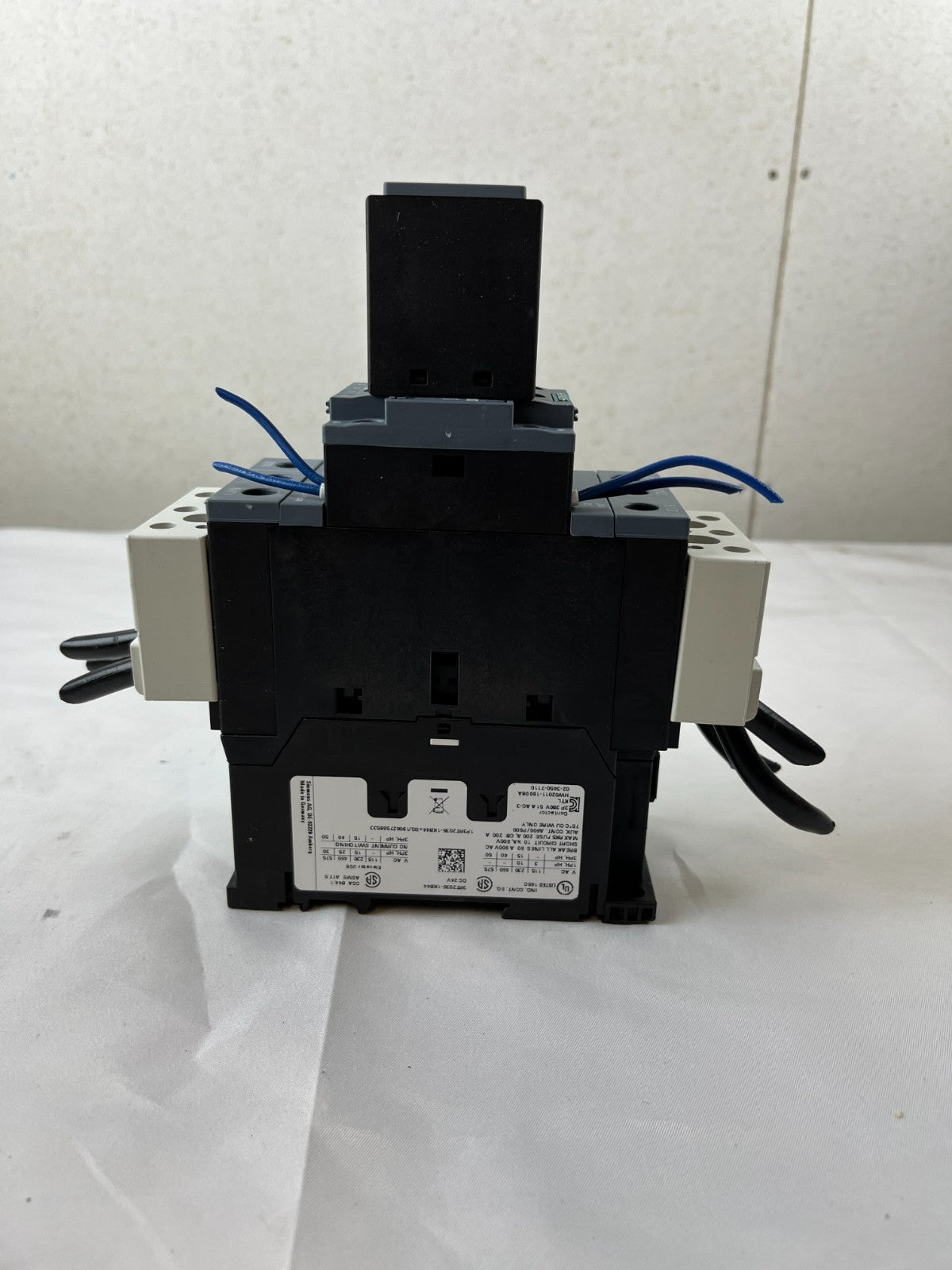 Siemens 3RT2036-1KB40 Contactor 24VDC w 3RH2911-1HA11 Aux Used Working Spare