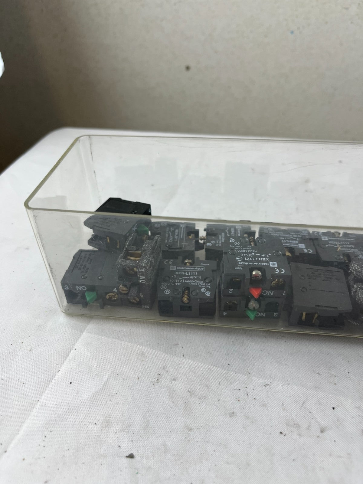 Telemecanique XEN‑L Series Contact Blocks 1NO/1NC Mixed Models Lot Used Bundle