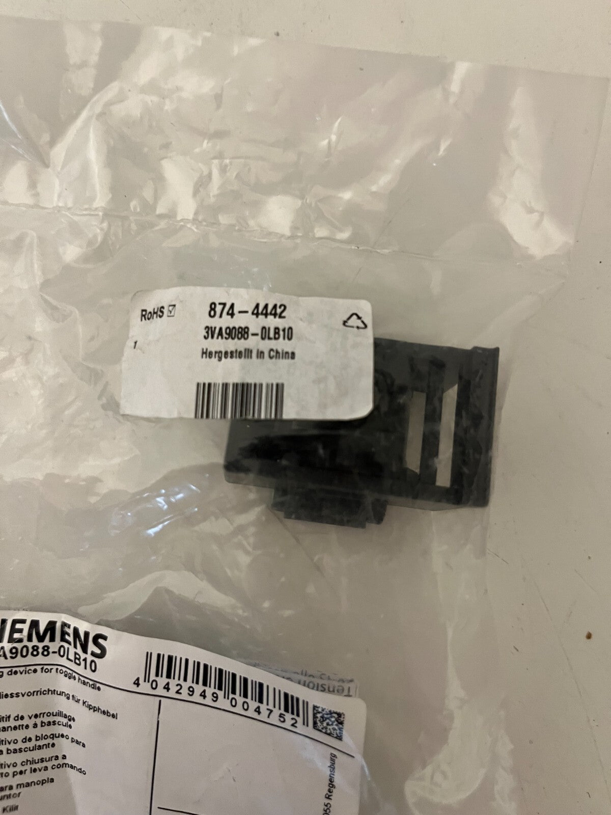 Siemens 5TA9088-0LB10 Toggle Locking Device - New Sealed Never Used