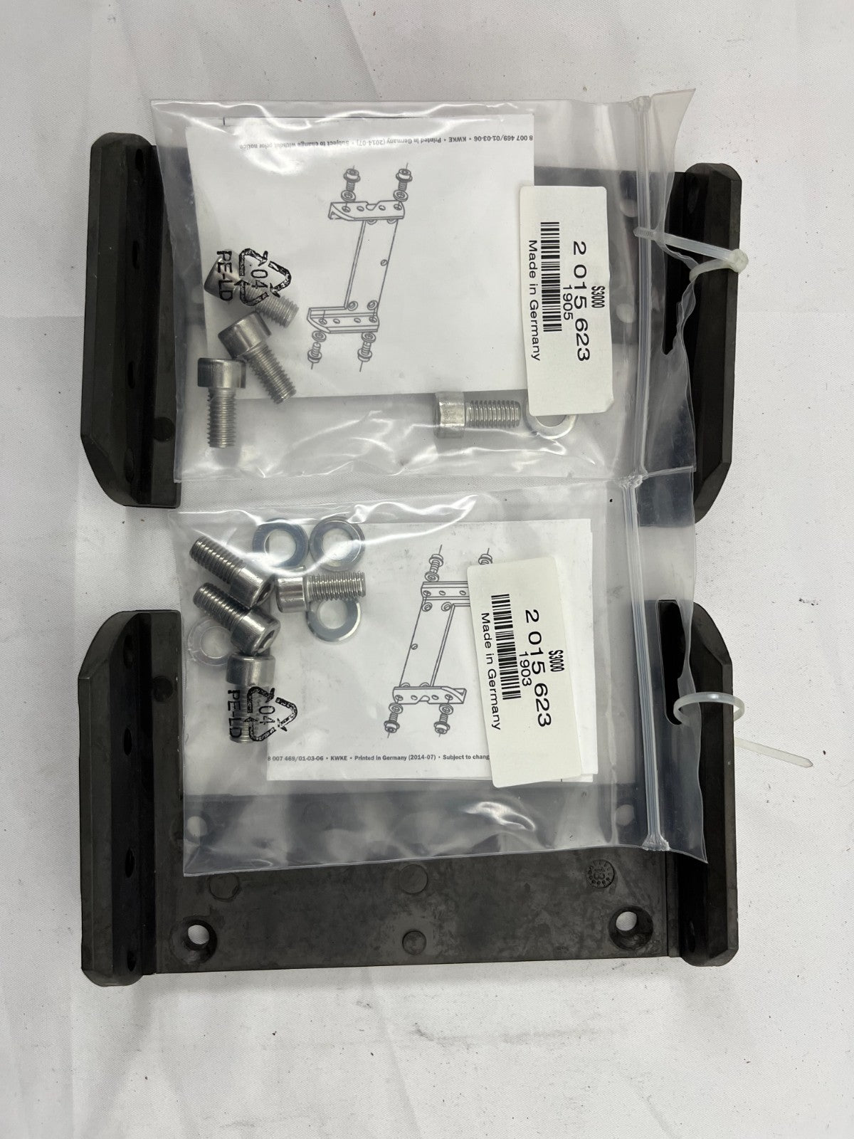 2x SICK S3000 Mounting Kit 2015623 Brackets & Hardware NEW Made in Germany