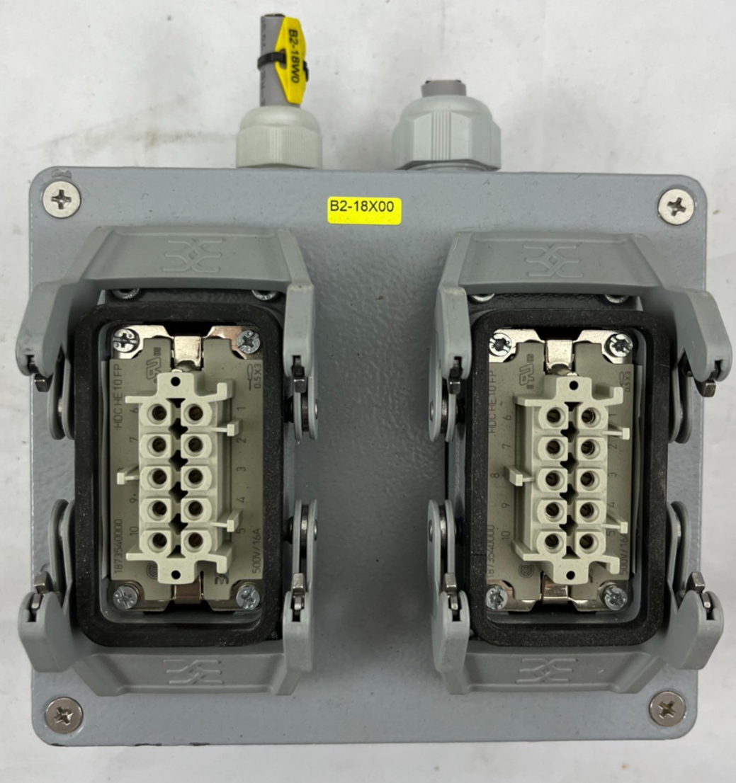 DKC Cosimec 65302 Aluminum Junction Box, 2x 16A/500V Connectors, IP66/67 Used
