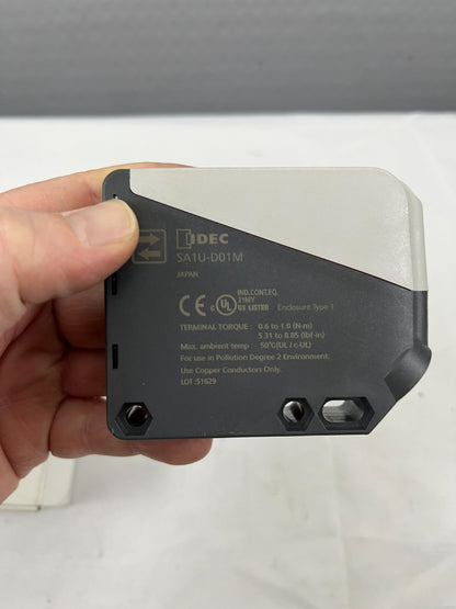 IDEC SA1U-D01M Diffuse Photoelectric Sensor, 1m Range, IP67, 24–240VAC/DC, New