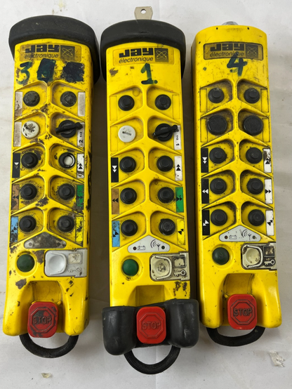 JAY Electronique UDE022261-01 Crane Radio Remote Transmitter Lot of 3x Untested