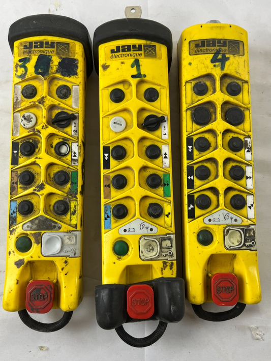JAY Electronique UDE022261-01 Crane Radio Remote Transmitter Lot of 3x Untested