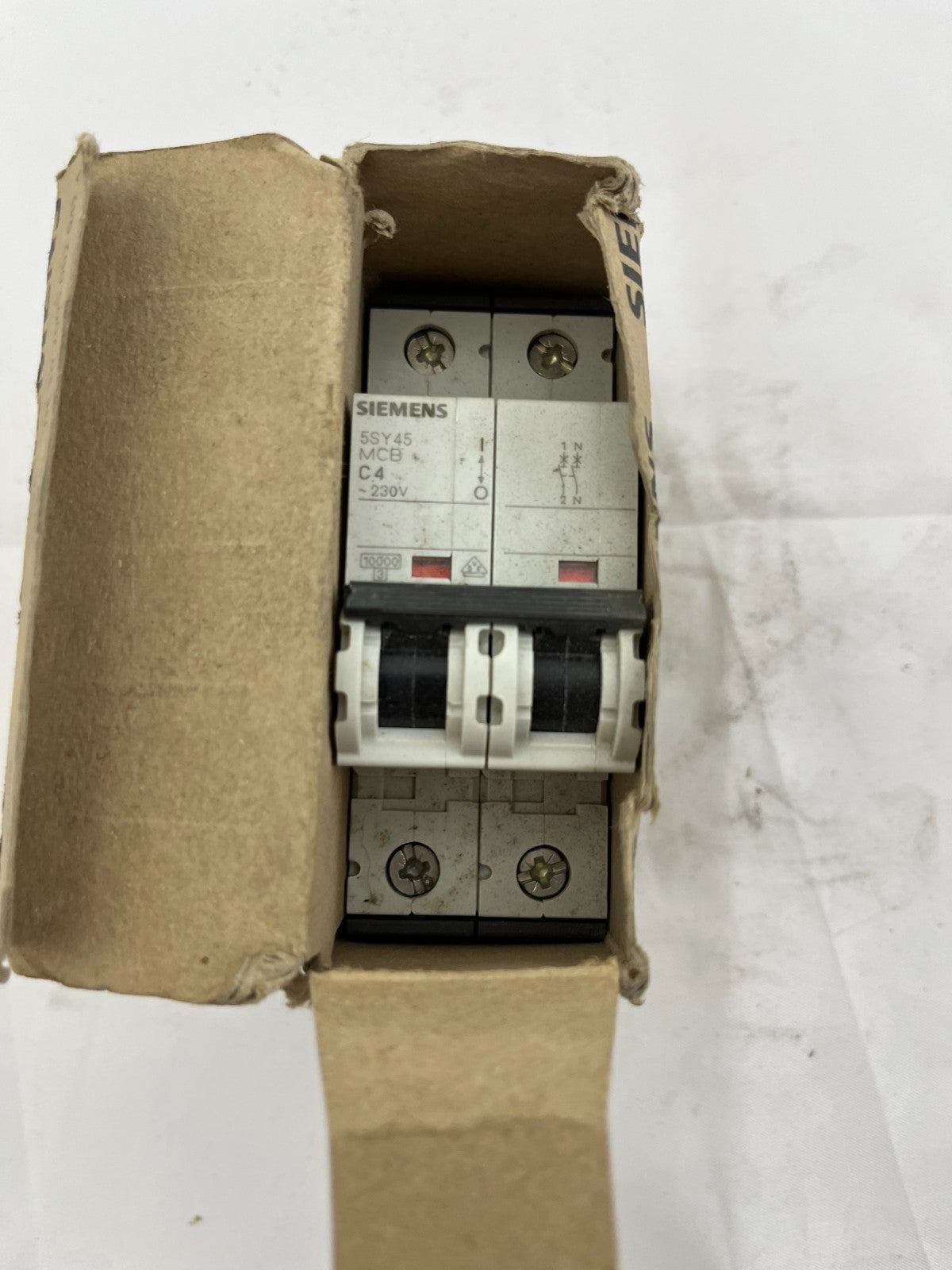 Siemens 5SY45 MCB Miniature Circuit Breaker 1+N 4A C-Curve 230V New Germany