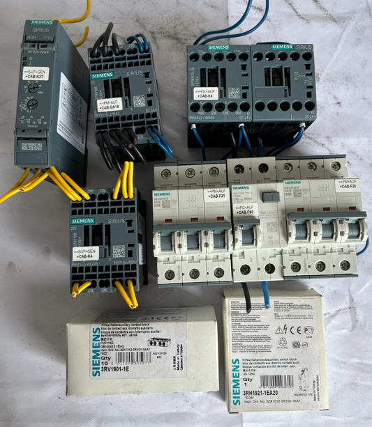 Siemens Sirius Contactors, Mcbs And Auxiliary Blocks Mixed Lot Used/New Spares