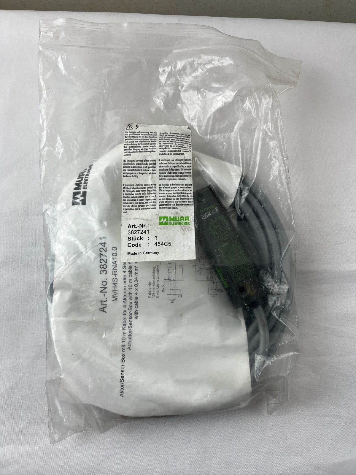 Murr Elektronik 3827241 Passive Distribution Box 4xM8 3-Pole 10m Cable MVH4S-RNA