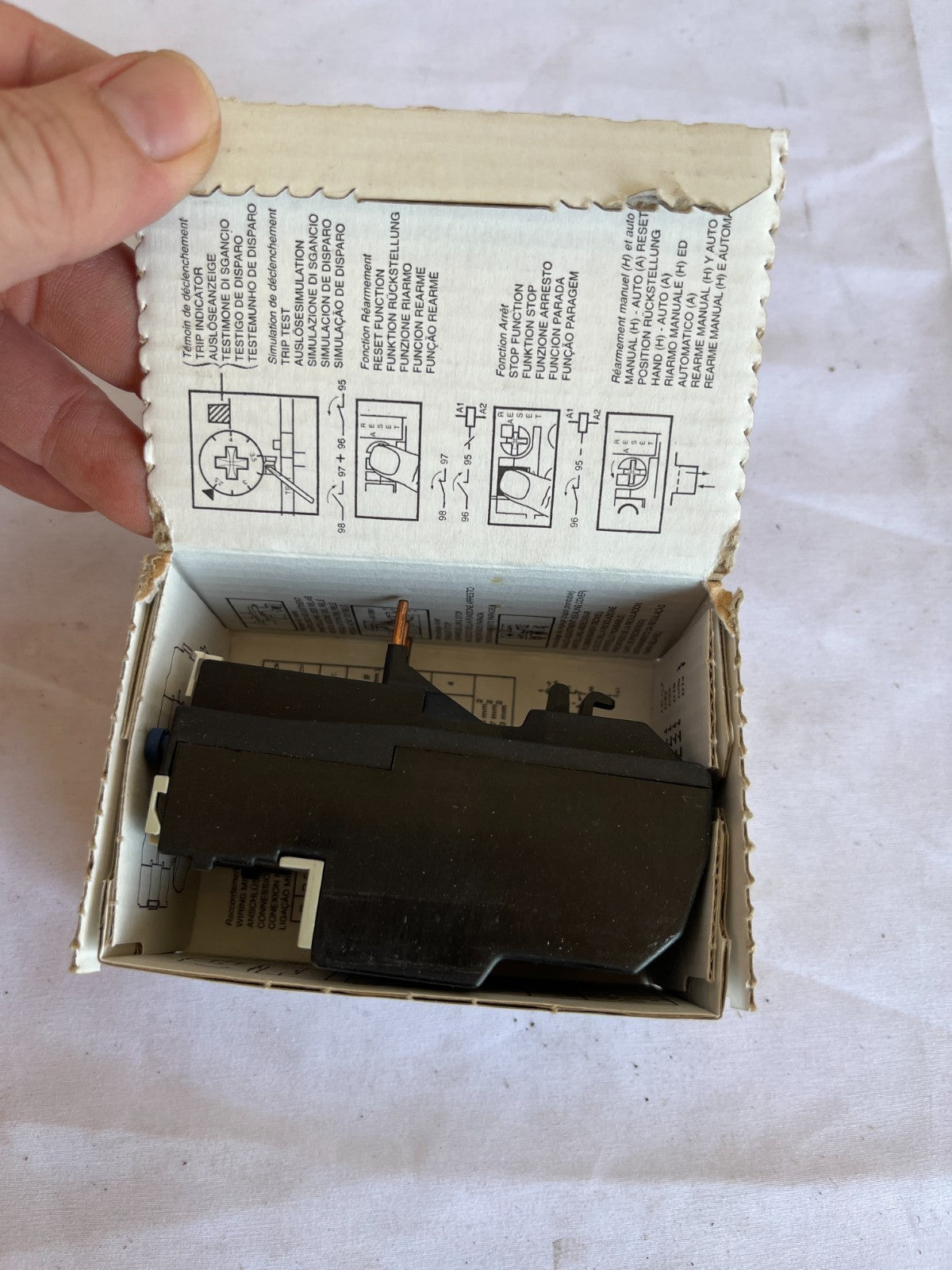 Telemecanique LR2 D1321 Thermal Overload Relay 12-18A New Spare Unit