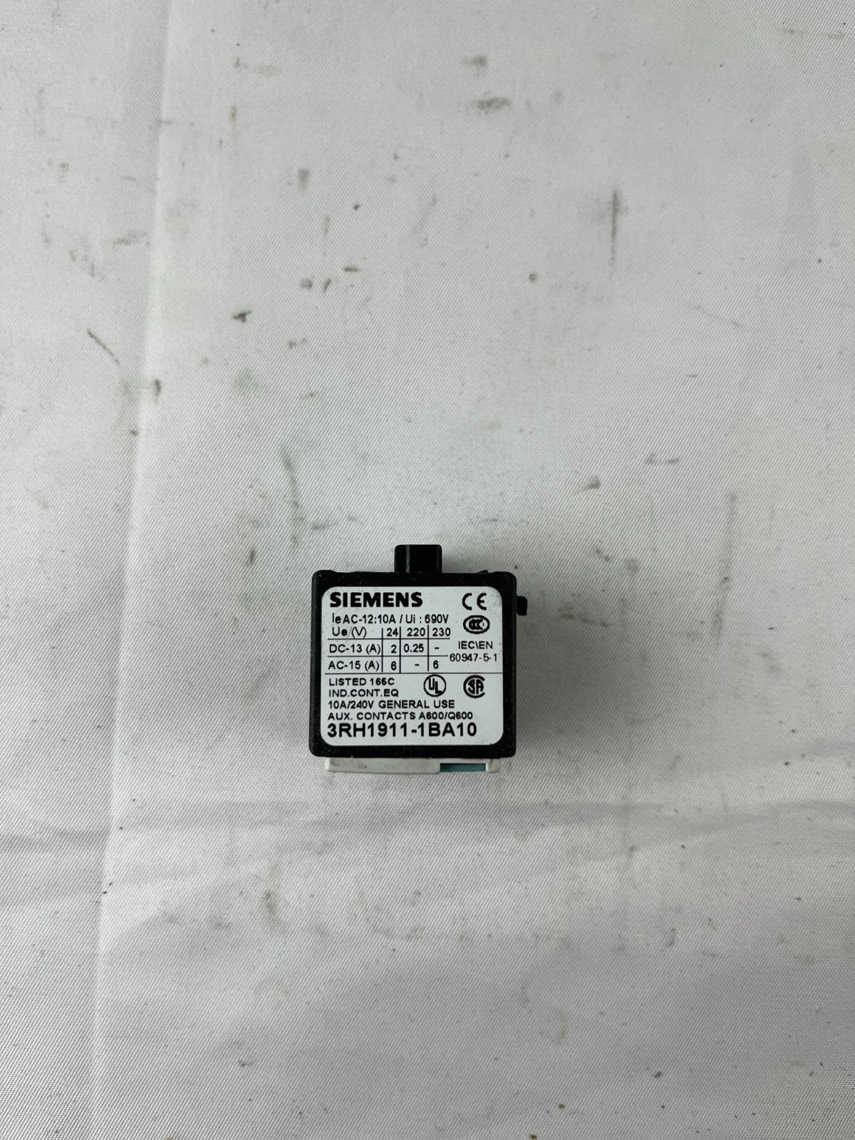 Siemens 3RH1911-1BA10 Auxiliary Contact Block 1NO 690V Used Spare Part