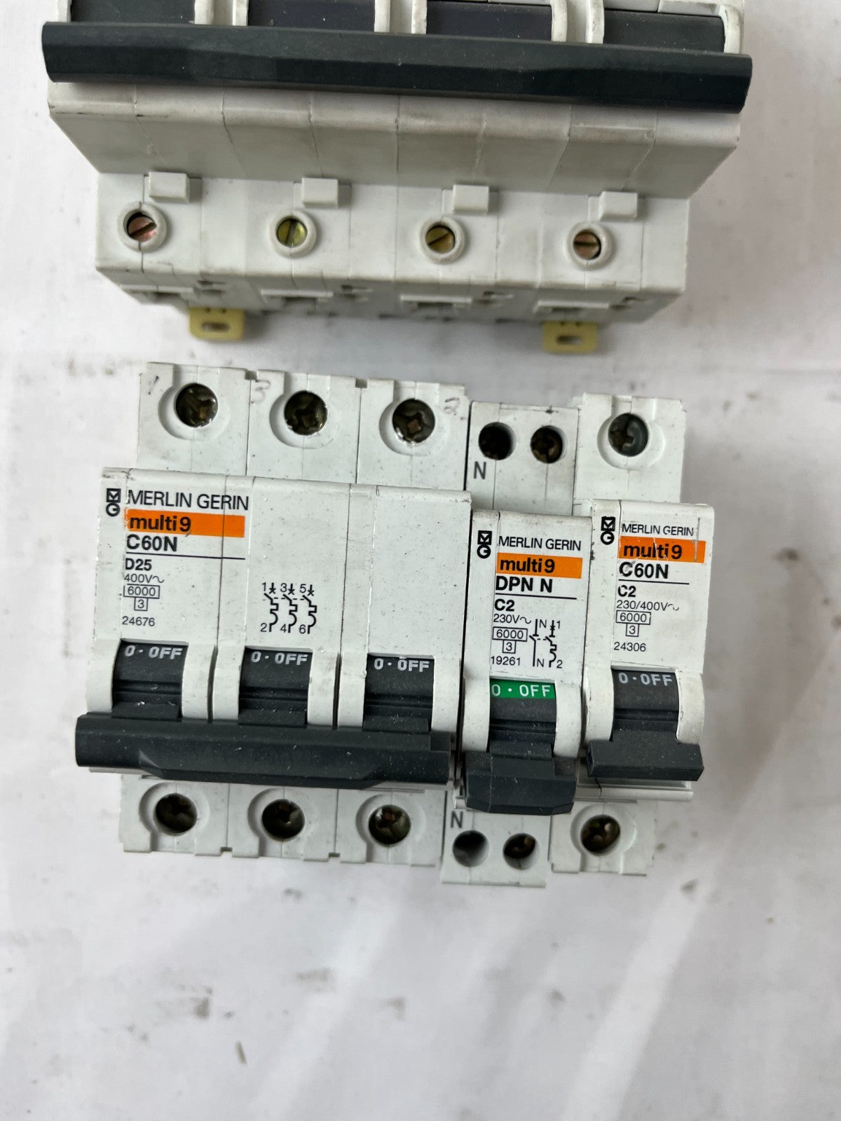 Merlin Gerin Multi9 C32L C60N DPN N Breaker Lot 4pcs 230/400V Used Spare Units