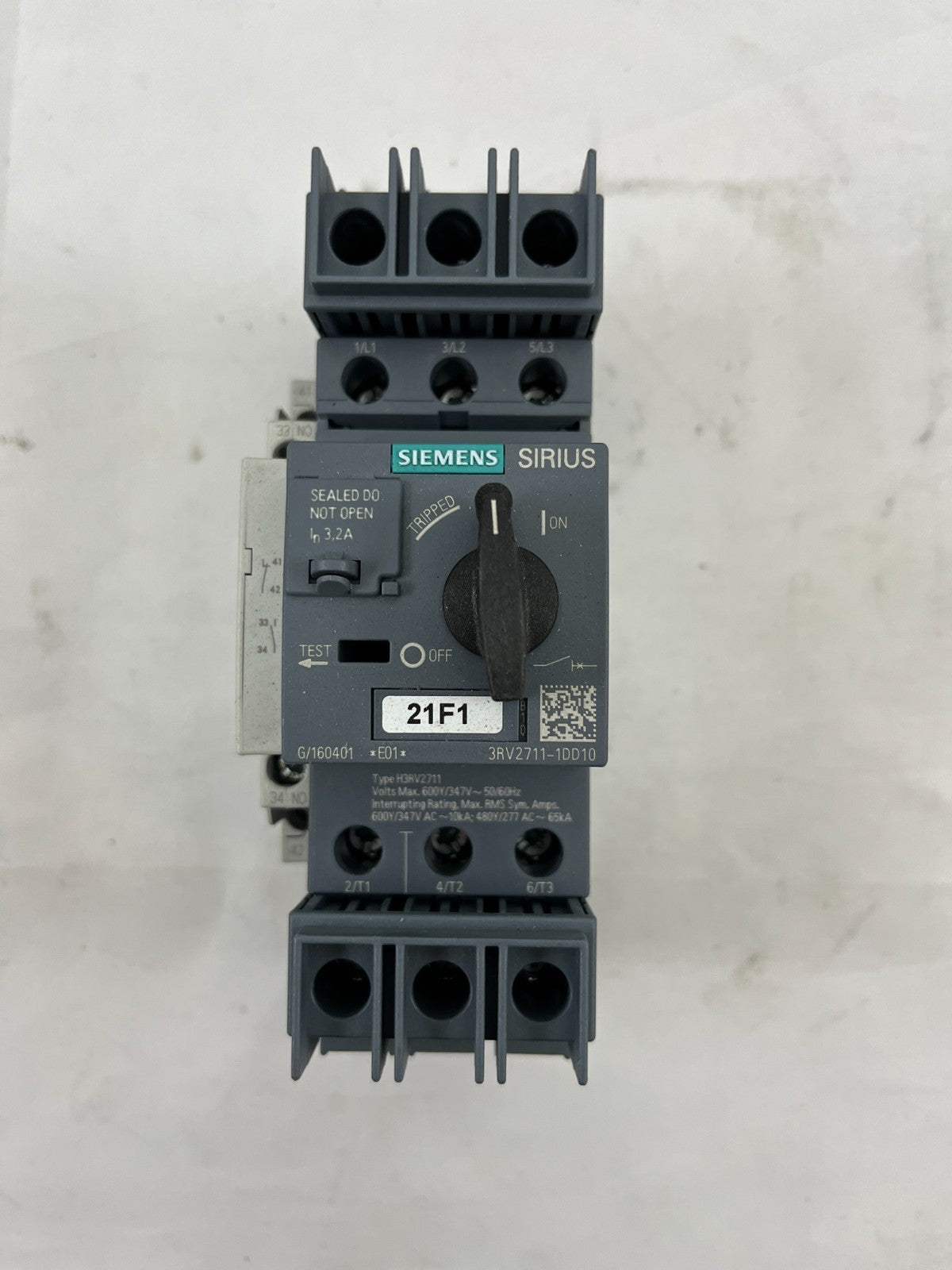 Siemens SIRIUS 3RV2711-1DD10 Motor Protection Circuit Breaker, 3-Pole, 3.2A