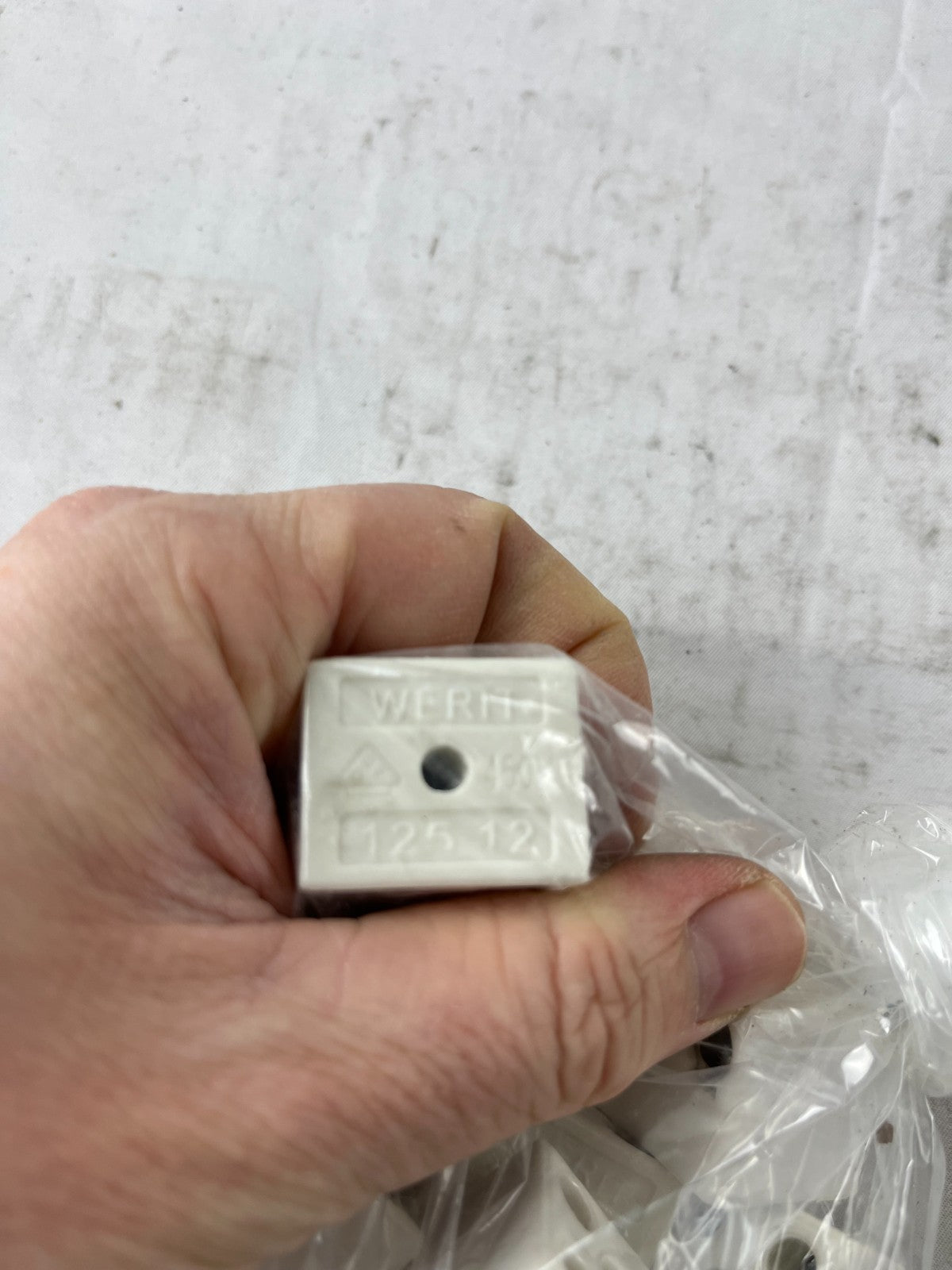 Werit 125-12 Ceramic Terminal Blocks 450V Heat Resistant Connector Lot Used
