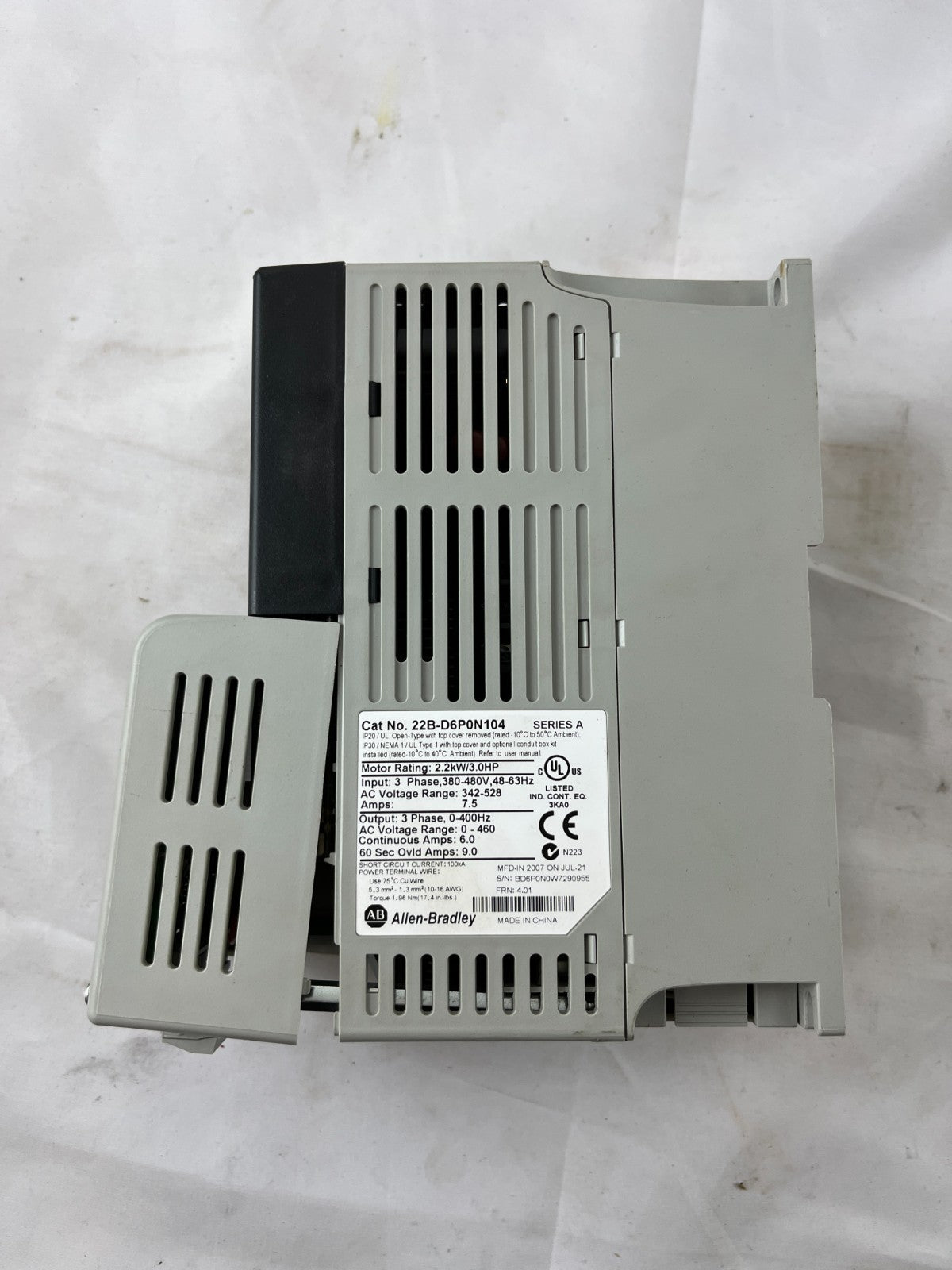 Allen-Bradley 22B-D6P0N104 PowerFlex 40 AC Drive 2.2kW 3HP 480V VFD Used Spare