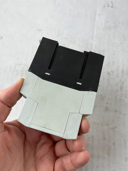 Eaton ETR4-69-A Timer Relay 24-240VAC/DC 0.05s-100h Multi Function Used Spare