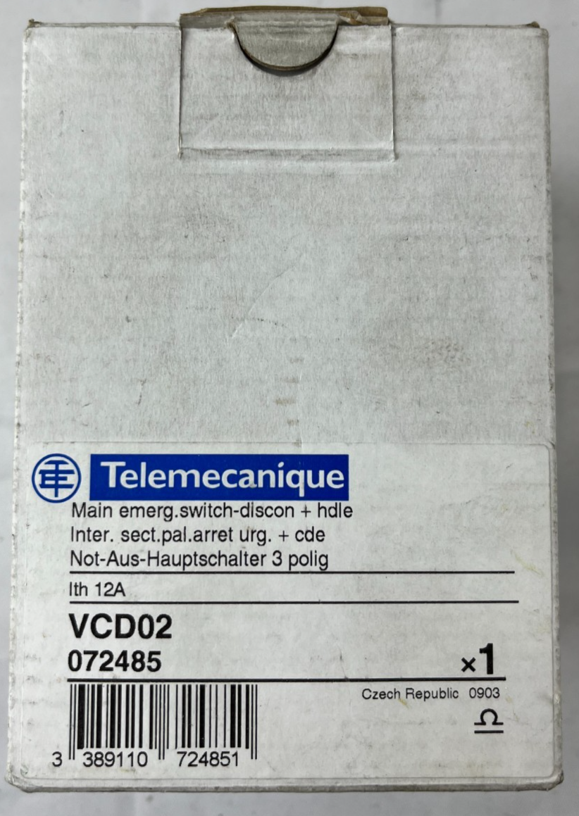 Telemecanique VCD02 Emergency Stop Switch Disconnector 3-Pole 12A TeSys Vario