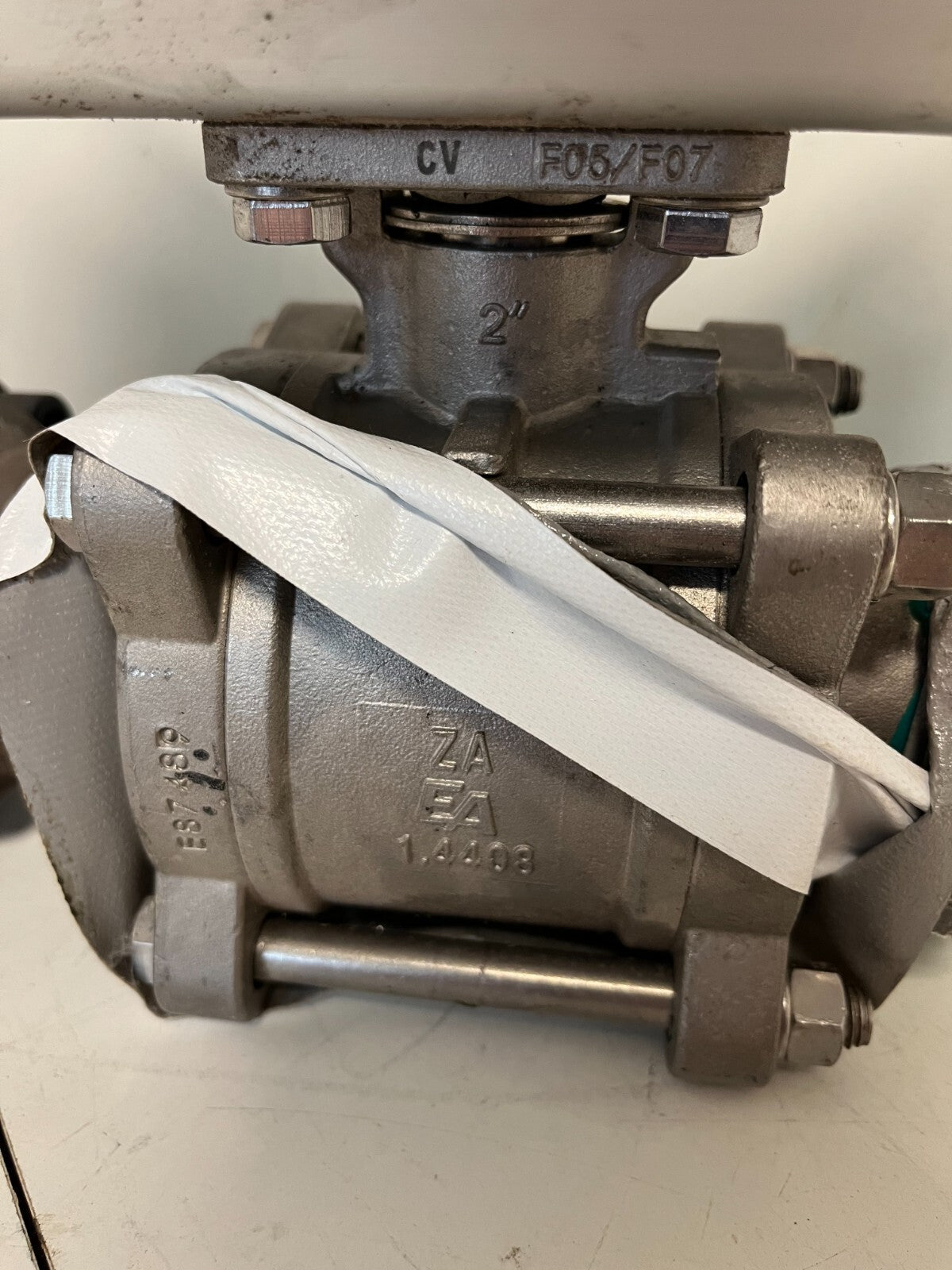 END-Armaturen ZA310367 DN50 Pneumatic Ball Valve PN64 SS PTFE Double Acting