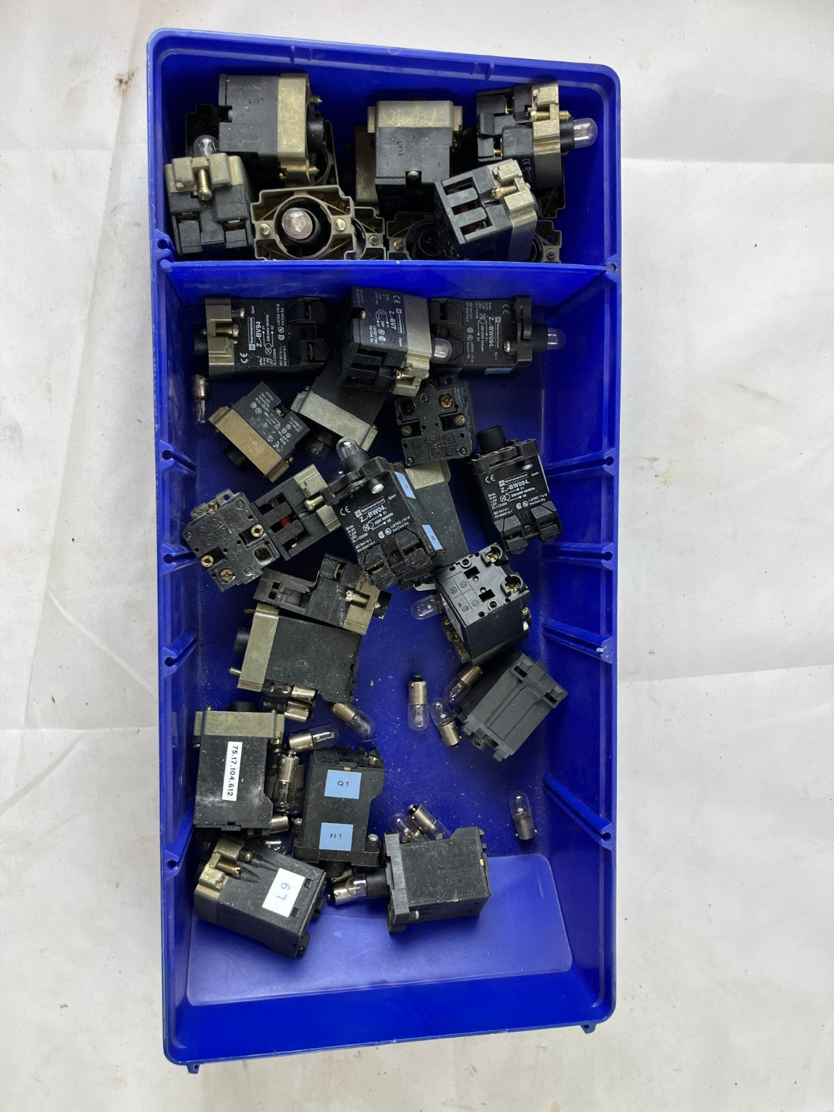Telemecanique Harmony XB2 Pilot Light Pushbutton Parts Lot Mixed 20+ Pcs
