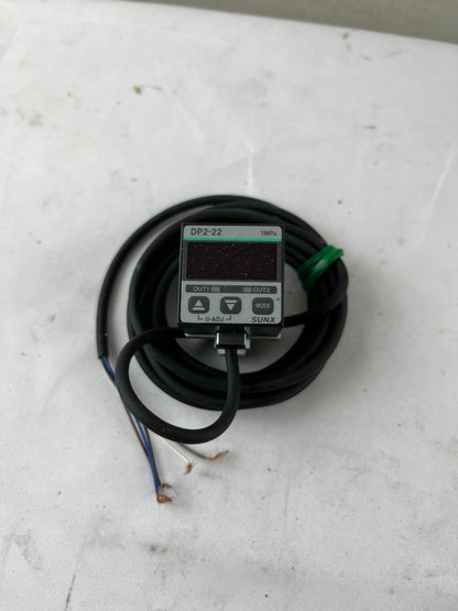 Panasonic SUNX DP2-22 Digital Pressure Switch 1MPa Analog Out 24VDC NEW Japan