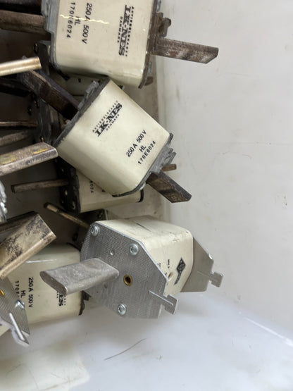 Bussmann Damat NH 250A 500V HL GG Fuses Lot Of Approx 20 Used Spare Units